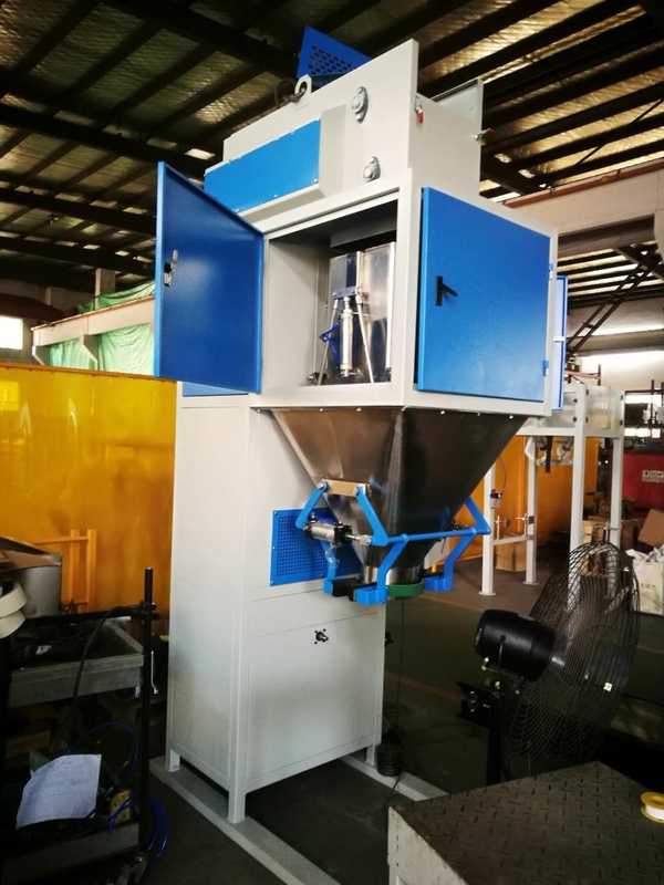 Animal Feed Bagging Equipment Mill Hardwood Charcoal Aggregate Bagger 25kg